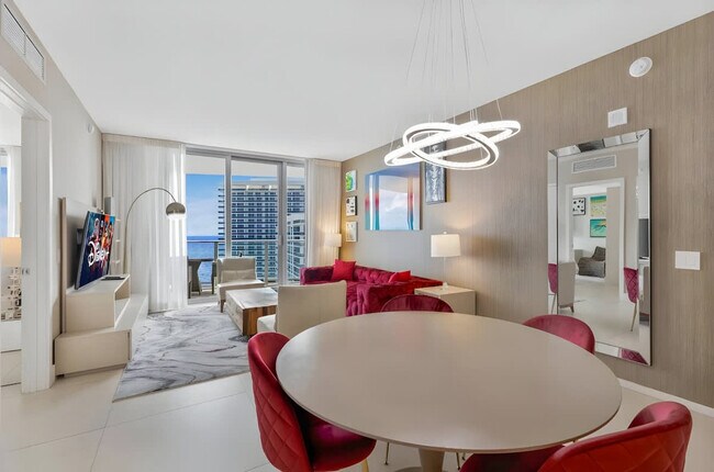 Photo - 4011 S Ocean Dr Unidad ID1372357P