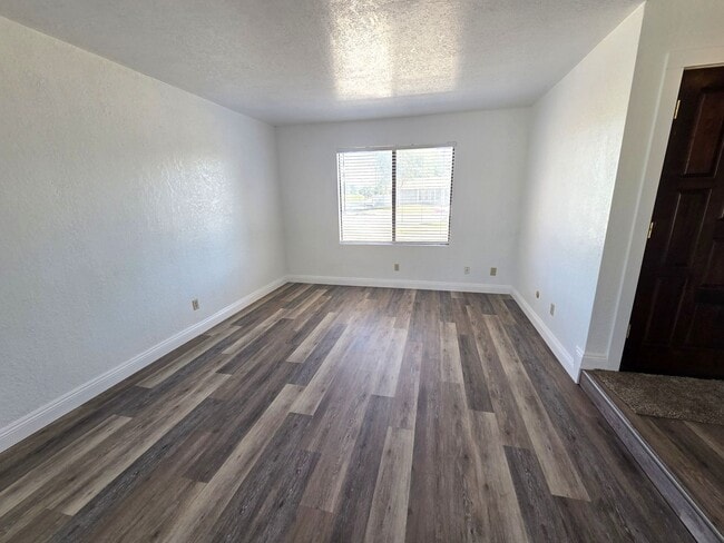 Photo - 1551 La Vida Ct
