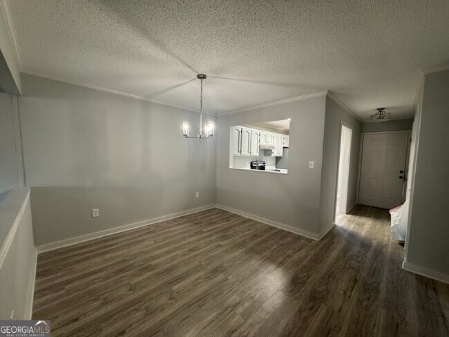 Photo - 2505 W Broad St Unit APT 212