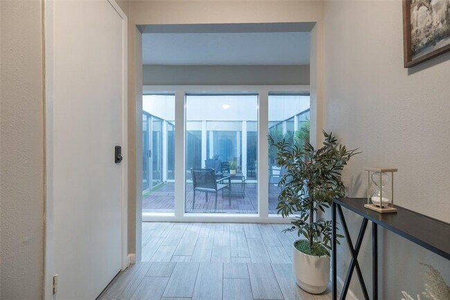 Photo - 9907 Towne Tower Ln