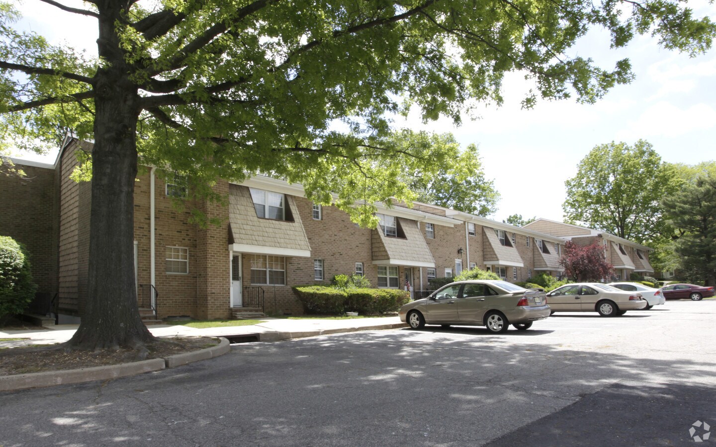 Photo - Summerhill Village Condominiums
