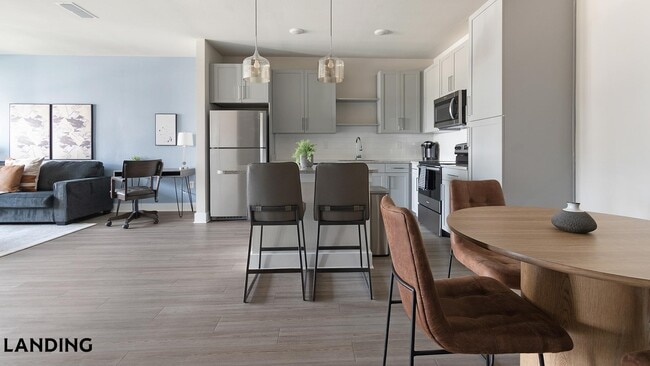 Photo - 65 Sentosa Dr Unidad 282-106