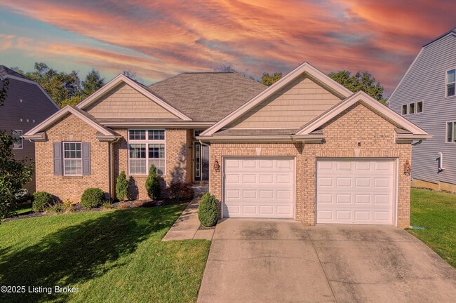 Photo - 220 Rockcrest Way