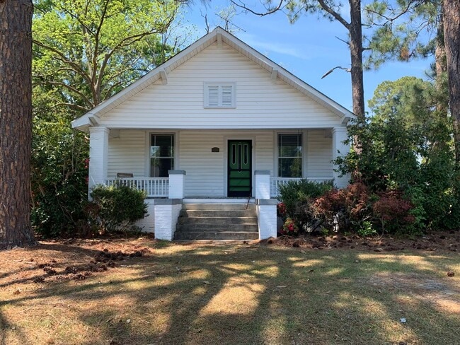 Building Photo - 110 N Hilliard St