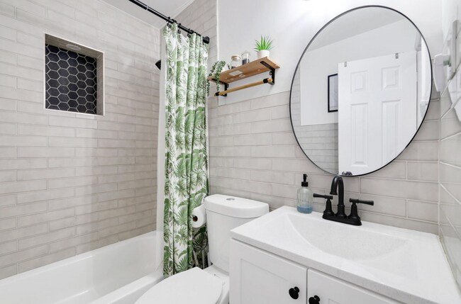 Photo - 342 SW 14th St