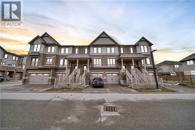 Photo - 70 Willowrun Dr