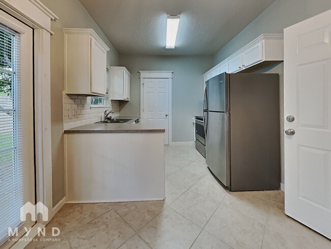 Photo - 950 Ashland Ave