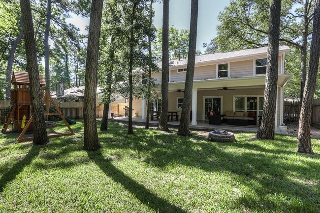 Photo - 24 Edgewood Forest Ct