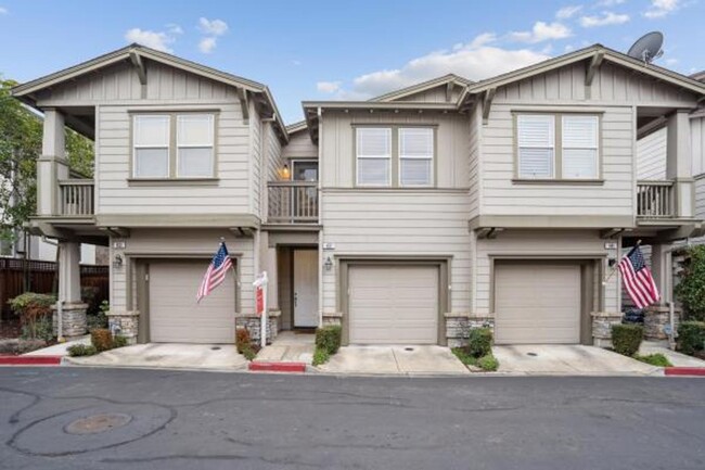 Charming 2BD/2BA, Two (2) Story Townhouse ... - Charming 2BD/2BA, Two (2) Story Townhouse ...