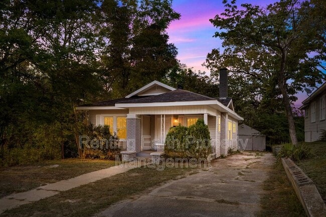 Building Photo - 1736 Mountain Dr Rental