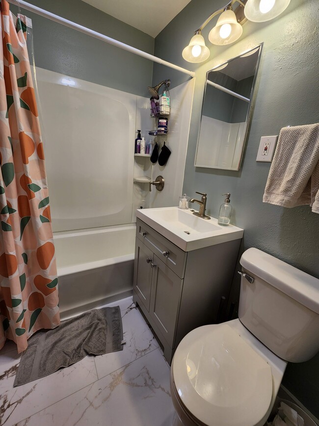 Photo - 2206 E Locust St Unit 2120