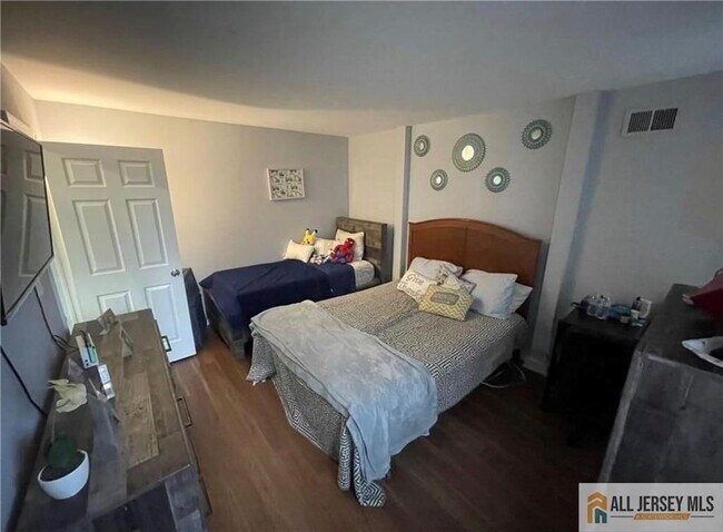 Photo - 103 Woodbridge Commons Way Unit 103