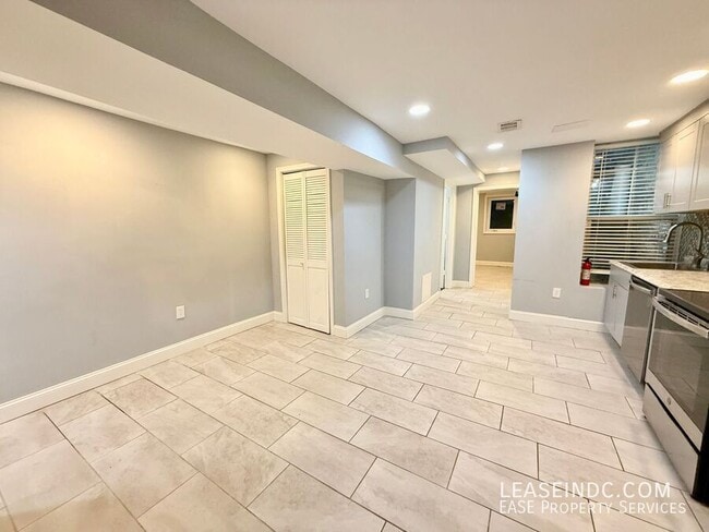 Photo - 55 Quincy Pl NW Unit #B