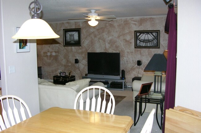 Photo - 1905 Dove Creek Cir