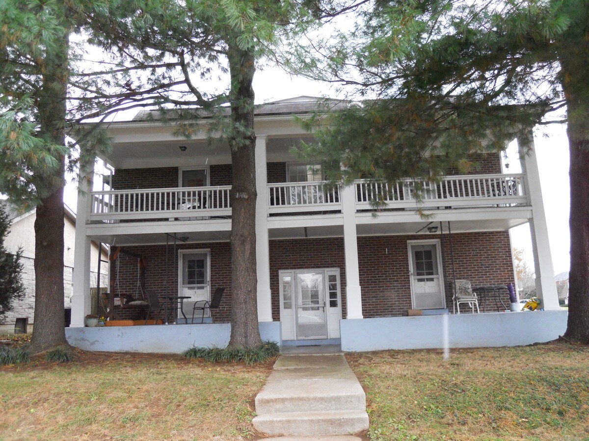 Photo - 441 Kingswood Dr Apartments Unit 3
