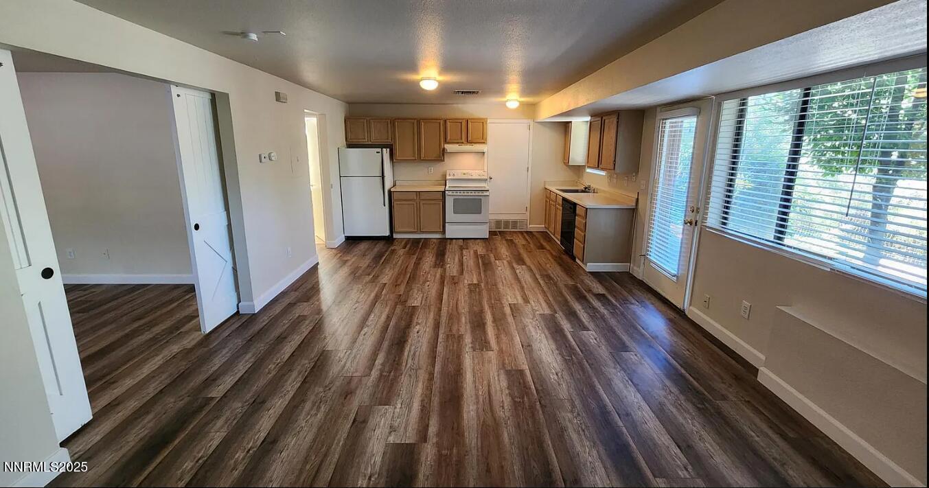 Photo - 2835 Skyline Blvd Apartment Unit B