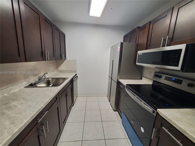 251 SW 132nd Way Unit 208H