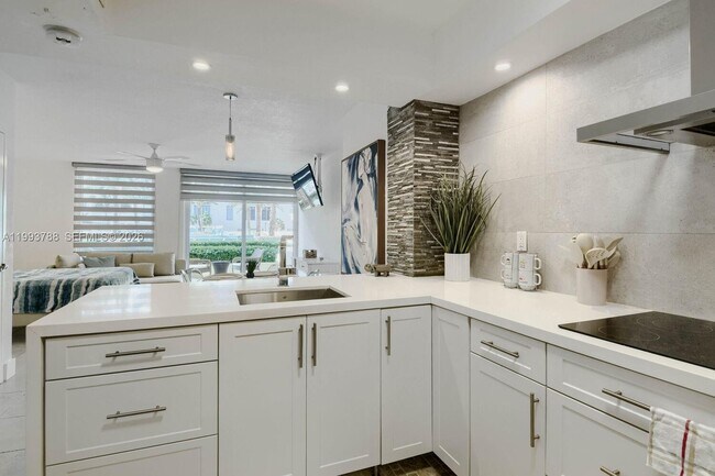 Photo - 2501 S Ocean Dr Unit L16 (AVAILABLE NOW)