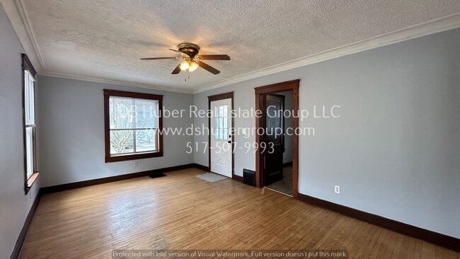 Photo - 824 Cleveland St