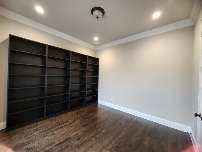 Photo - 7163 Split Rein Rd