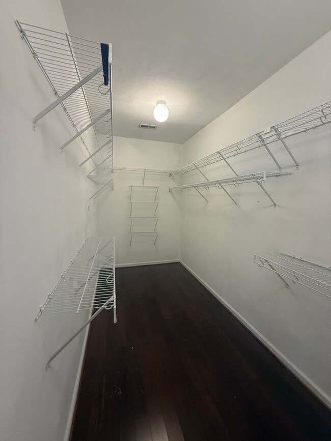 Photo - Amazing 5-Bed, 2.5-Bath Home on a Cul-de-Sac "ASK ABOUT OUR ZERO DEPOSIT"