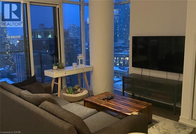 Photo - 105 George St Unité 1510