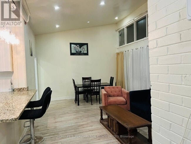 Photo - 4 Masseygrove Crescent