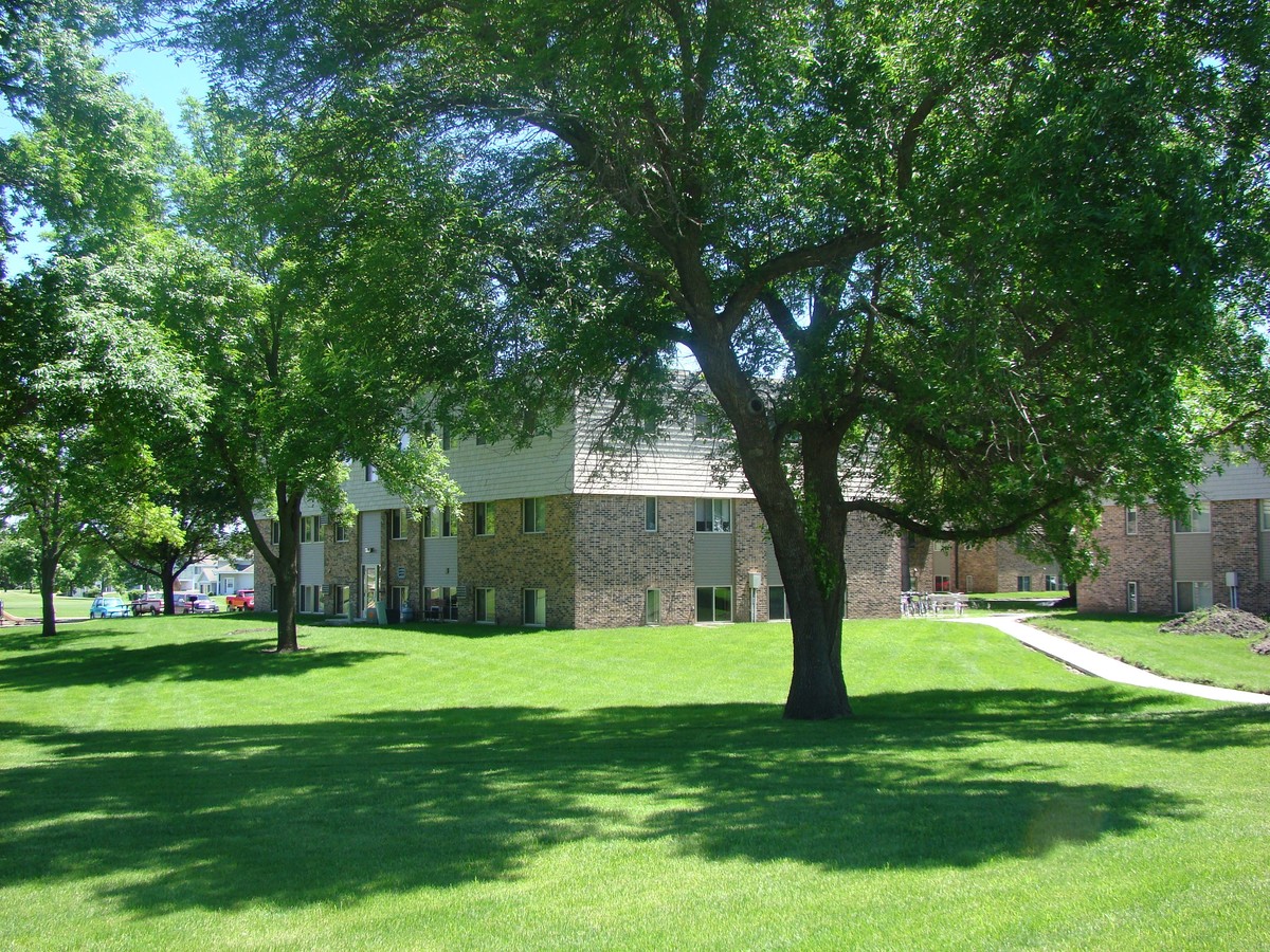 Country Village Apartments - Country Village Apartments