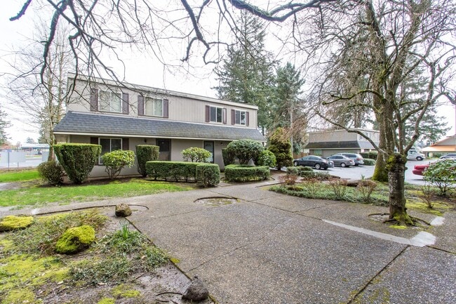 Photo - Market Street Apts. Beautiful 2x1.5 unit!