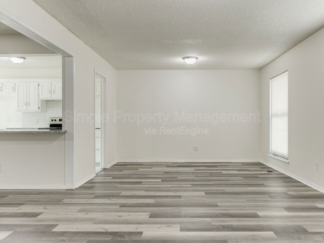 Photo - 704 Pepperdine Ave