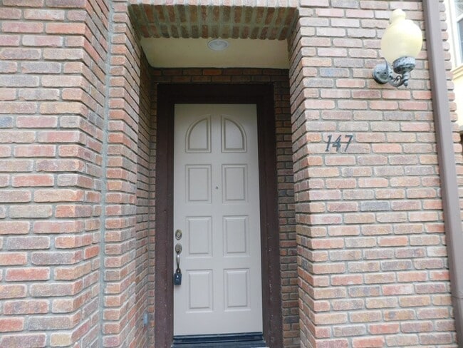 Photo - Exceptional 3 bed, 3.5 bath home in Irvine.