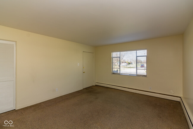 Photo - 701 Brewer Pl