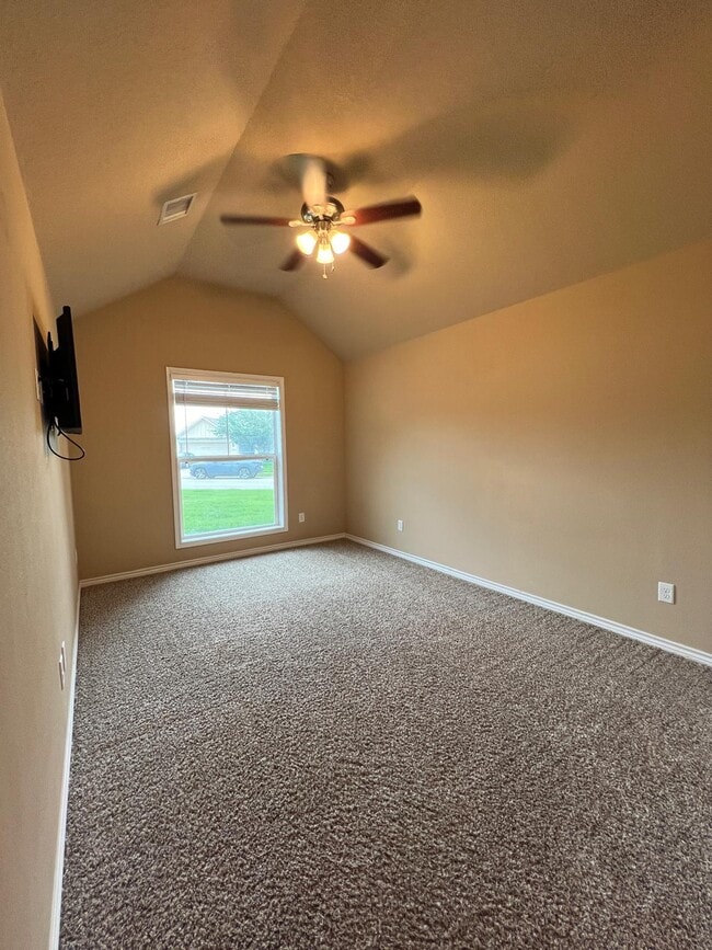 Photo - 3601 Davidson Dr Unit 3601 D