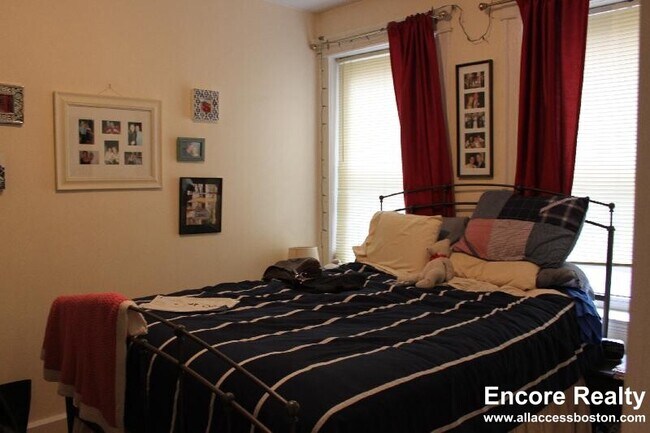 Photo - 1637 Commonwealth Ave Unit 1