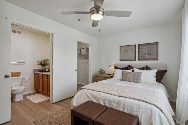 Tinker on Forty8 apartments — community photo