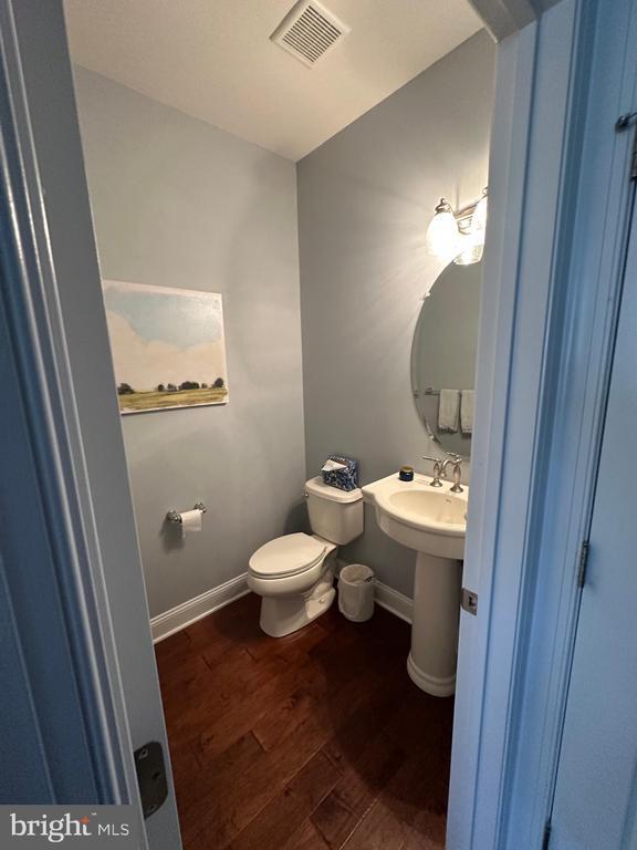 Building Photo - 3228 Brookside Dr Rental