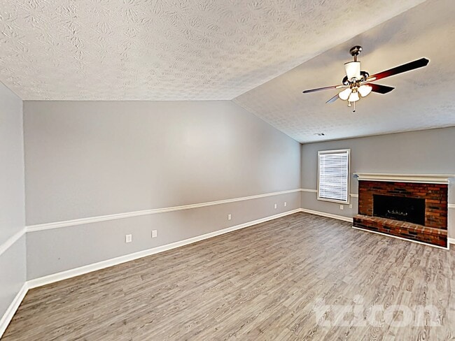 Photo - 105 Dailey's Plantation Dr