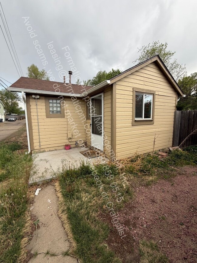 Building Photo - 4360 Fenton St