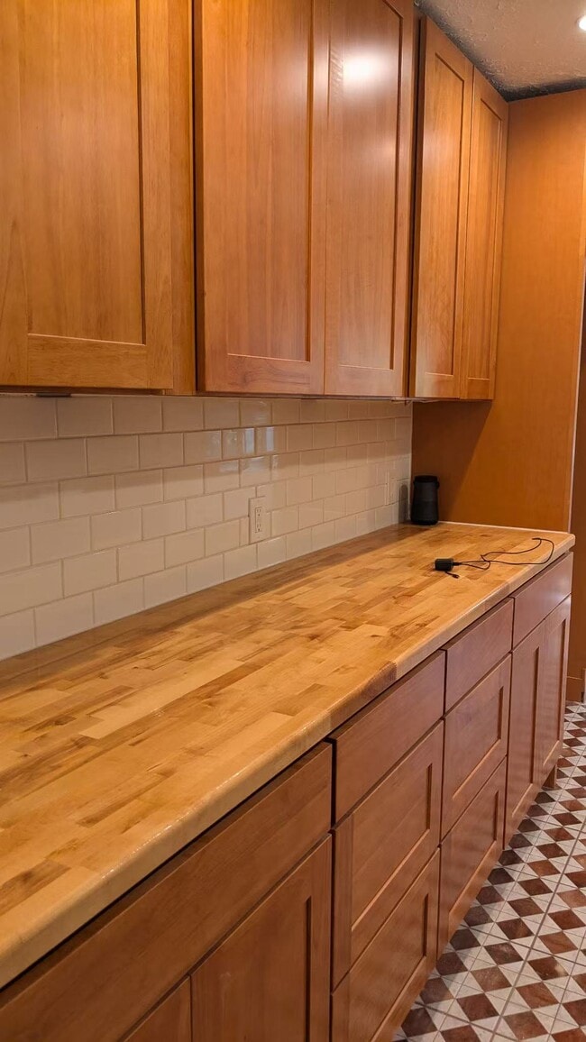 Photo - 322 Avenue A