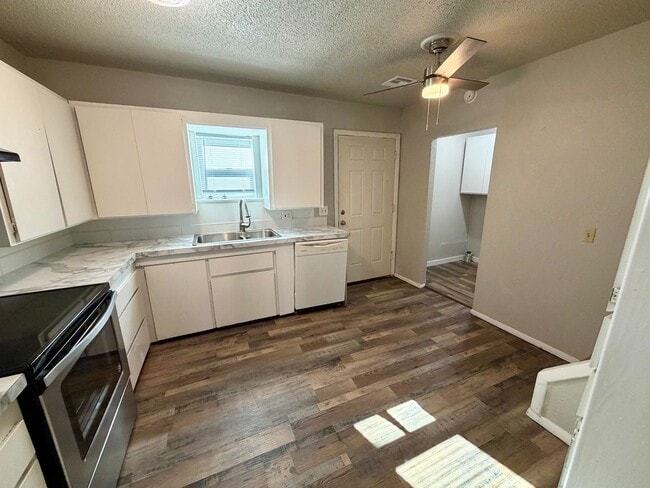 Photo - remodeled 3 bed 1 bath house