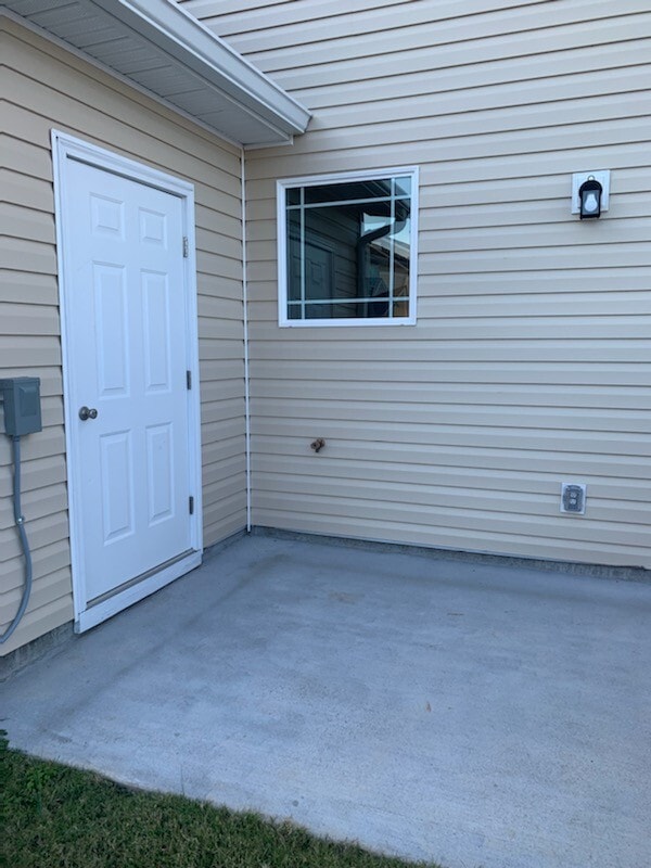 Photo - 2052 Sunflower Dr