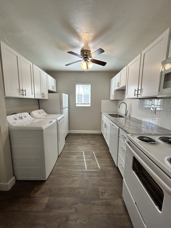 4 BR, 1 BA - 1268 SF - Eagle Crest Rental