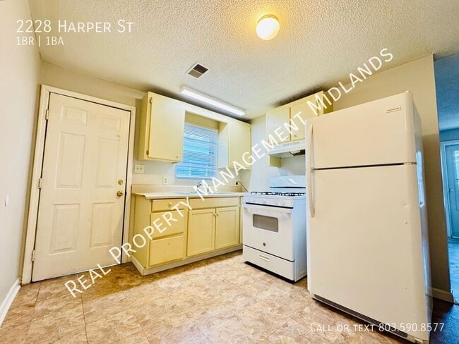 Photo - 2228 Harper St