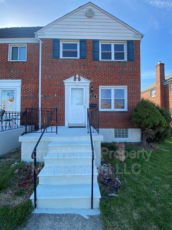 Photo - 1127 Deanwood Rd House