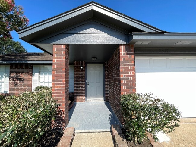 Photo - 3611 Shadow Trail