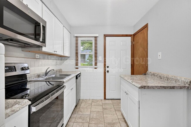 Photo - 1427 Attica Dr