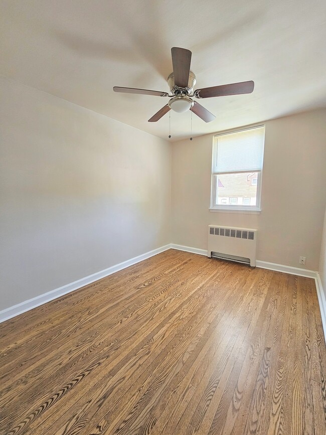 Dining area - 24 Surrey Rd Unit #4