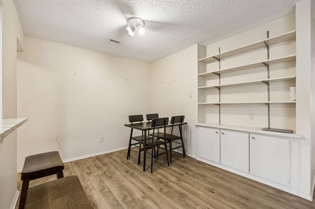 5138 Amesbury Dr Unidad 211