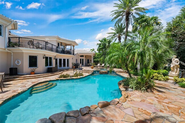 Building Photo - 1600 S Ocean Dr