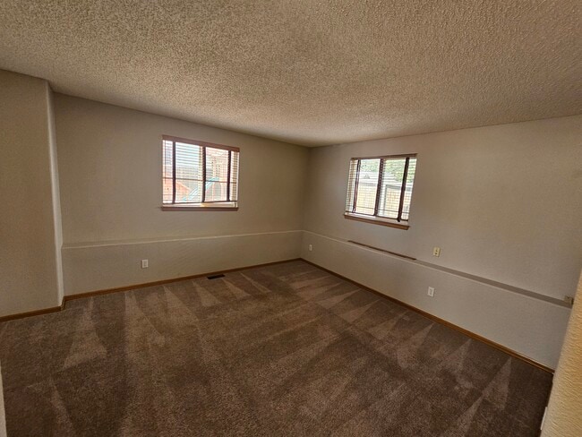 Photo - 4638 Bittercreek Dr